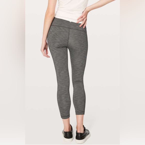 Lululemon wunder under high rise tight 25in sz6 - Picture 5 of 5
